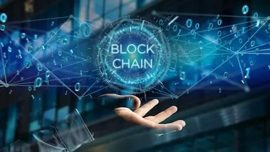 Blockchain trong kế toán kiểm toán: Ứng dụng thực tế &#038; tác động đến nghề