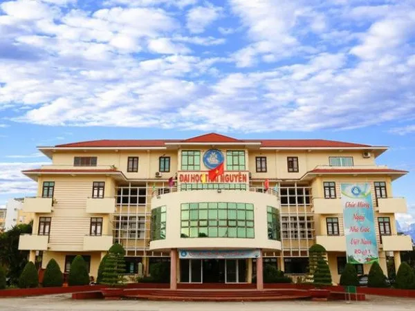 truong-dai-hoc-tu-xa-nganh-ngon-ngu-anh-uy-tin-viet-nam-4